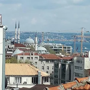 Waterfall Apartment Istanbul