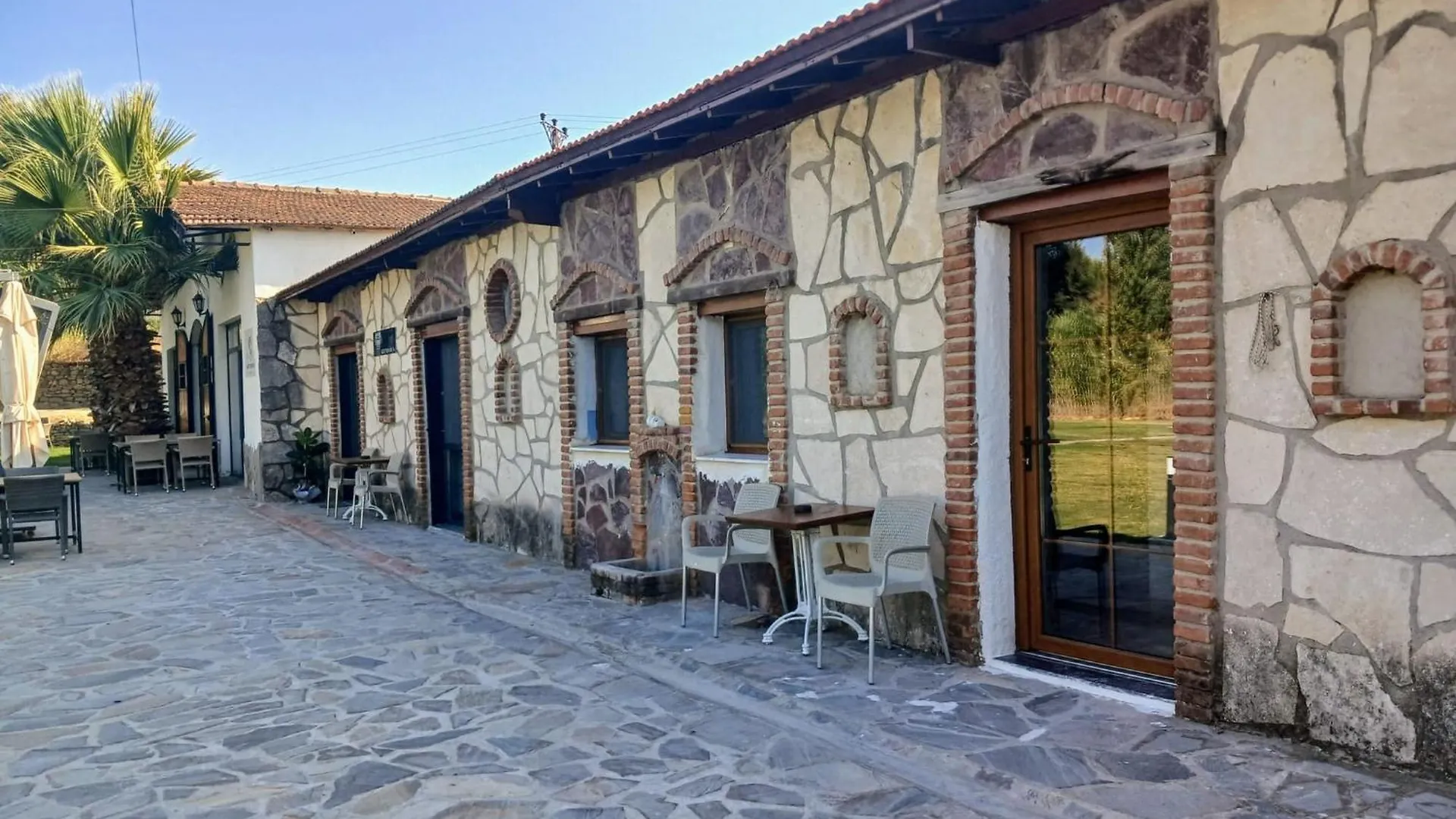 Erdem Ciftligi/ Ephesus Arena Apartment Selcuk Turkey