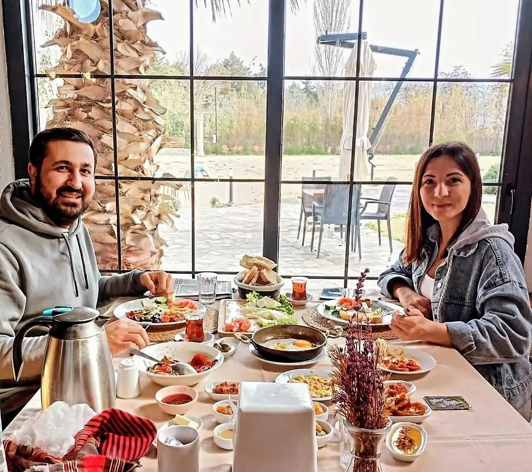 Erdem Ciftligi/ Ephesus Arena Apartment Selcuk